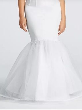 David's Bridal A-line Silhouette Pull On Slip Sz S